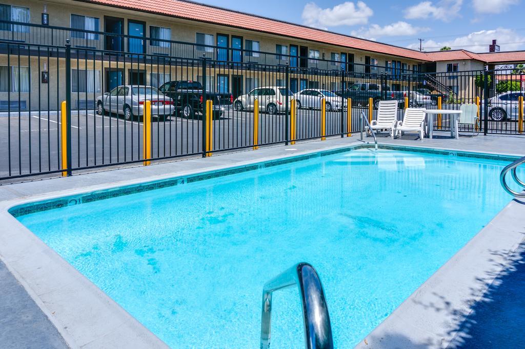 Motel Moonlight Anaheim Ngoại thất bức ảnh